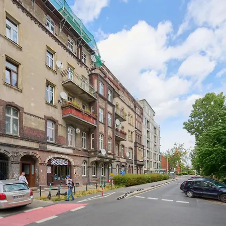 Przytulne Studio Apartament Jednosci Narodowej We Wroclawiu By Renters ורוצלב