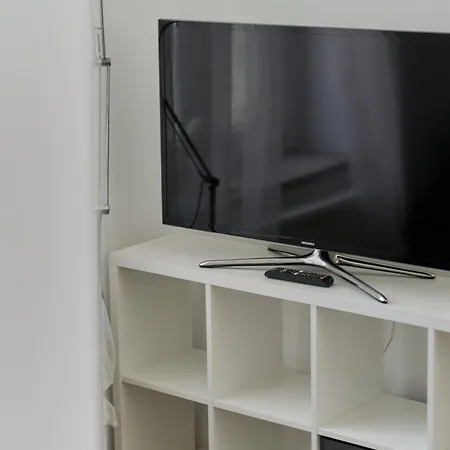 Przytulne Studio Apartament Jednosci Narodowej We Wroclawiu By Renters *